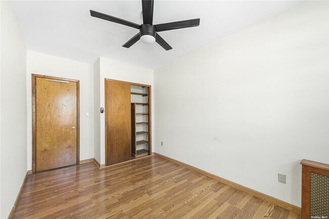 Building Photo - 149-37 15th Dr