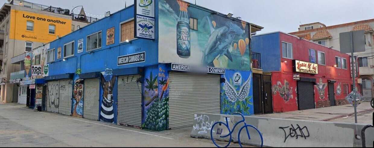 Primary Photo - Studio on the Venice Beach Boardwalk - MOV...