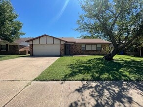 Building Photo - 7536 Meadowlark Ln N