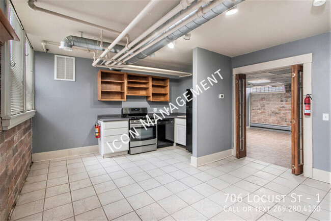 Foto del edificio - 706 Locust St
