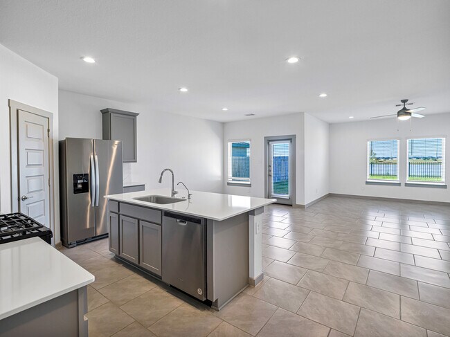 Building Photo - 28939 Yachting Pt Ct