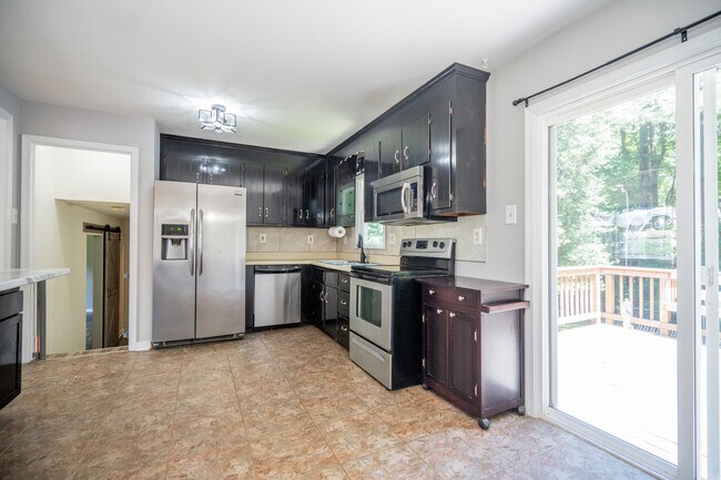Foto del edificio - 4519 Burgess House Ln