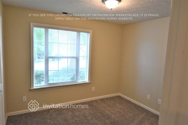 Building Photo - 3676 Southwick Dr NW