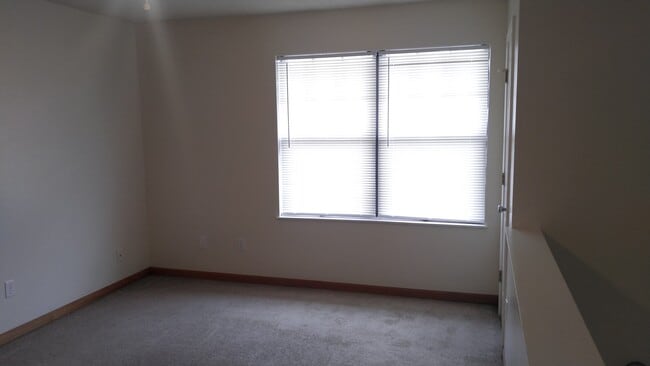 Building Photo - 133 Dublin Ln