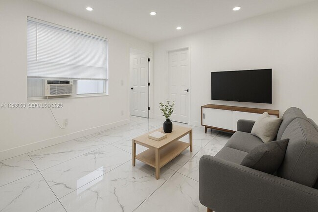 Foto del edificio - 5740 Mayo St