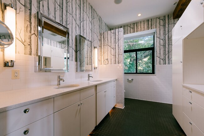 Foto del edificio - 28 Wolcott St