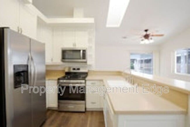Building Photo - 37753 Sea Pines Ct