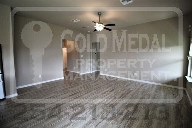 Foto del edificio - Charming 3-bed, 2-bath home now available ...