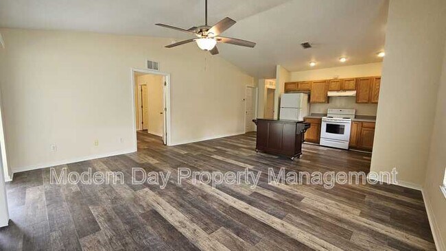 Foto del edificio - 6290 W Oak Park Blvd