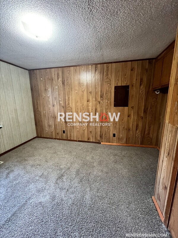 Building Photo - 322 Kist Ave