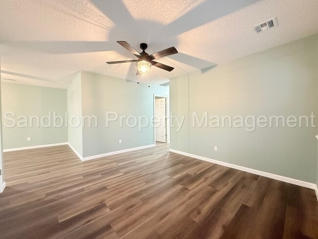 Building Photo - For Lease | Pratville | Available Now!