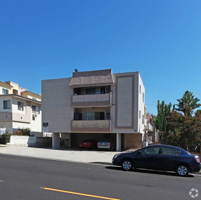 Foto del edificio - 614 E Orange Grove Ave