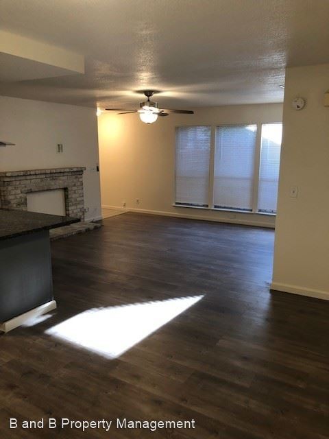 Building Photo - 3 br, 2 bath House - 3523 Laird Street