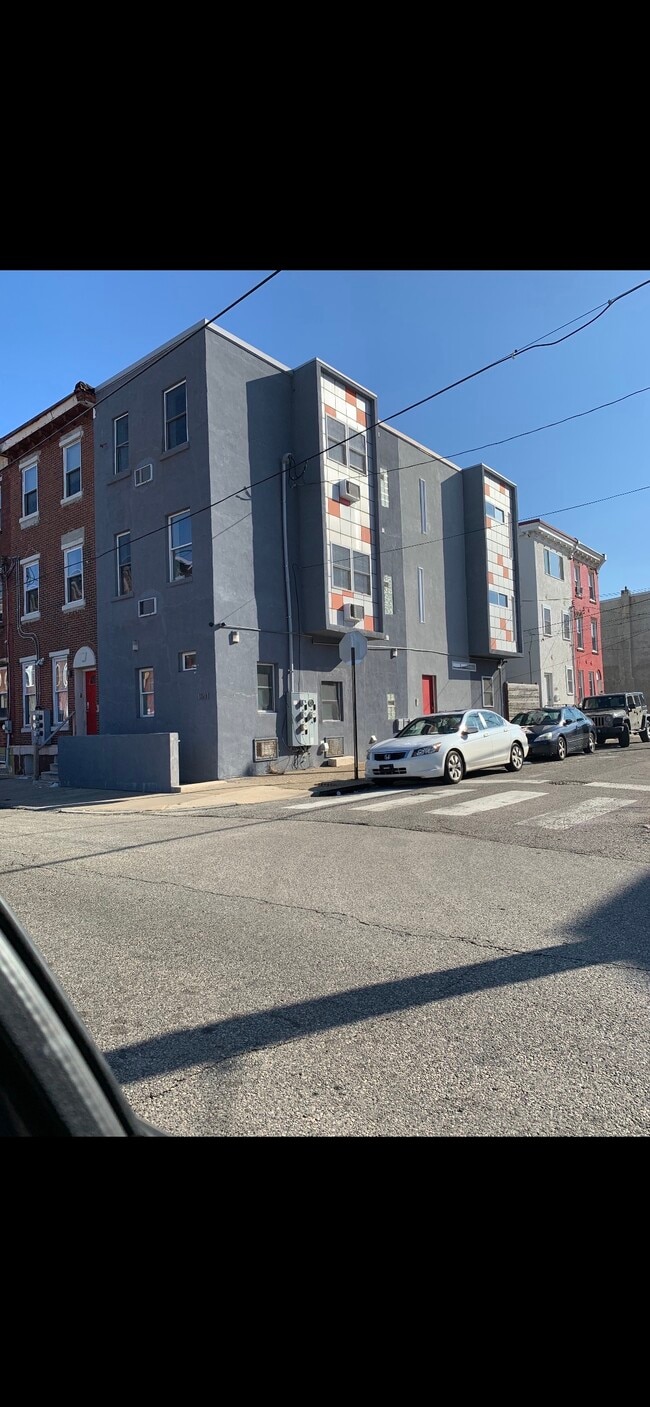 Building Photo - 1631 N 20th St