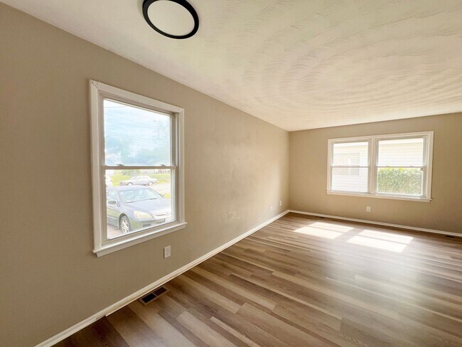 Foto del edificio - Grant Circle-355A