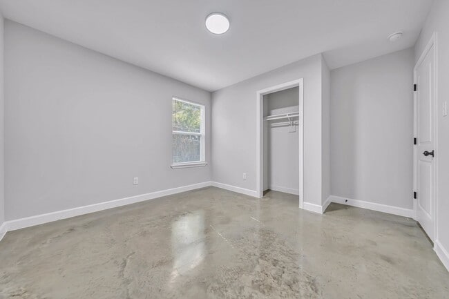 Building Photo - New Rental Opportunity in Memphis!