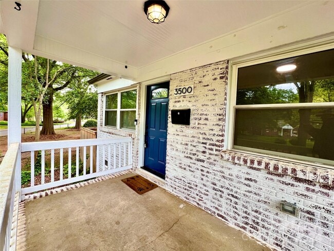 Building Photo - 3500 Mathis Dr