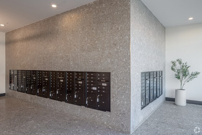 Foto del edificio - 136 Summit Ave
