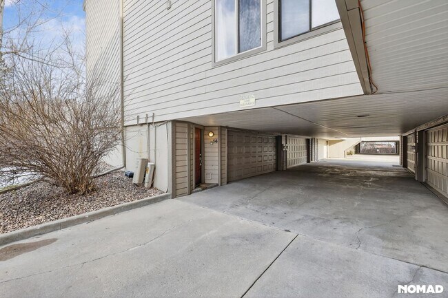 Building Photo - 6305 W 6th Ave