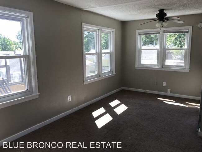 Building Photo - 2 br, 1 bath House - 610 1/2 SE Green Street