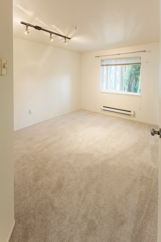 Foto del edificio - 9910 NE 137th St