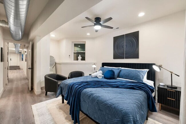 Foto del edificio - 1543 N Claremont Ave