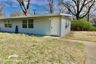 Building Photo - 2324 Kraig Rd