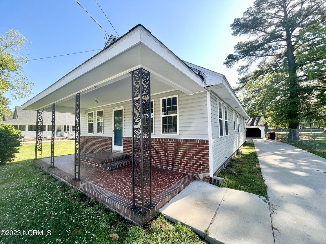 1516 Herrington Rd, Elizabeth City, NC 27909 House Rental in Elizabeth City, NC