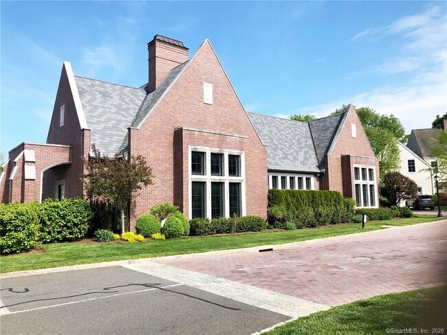 Building Photo - 77 Havemeyer Ln