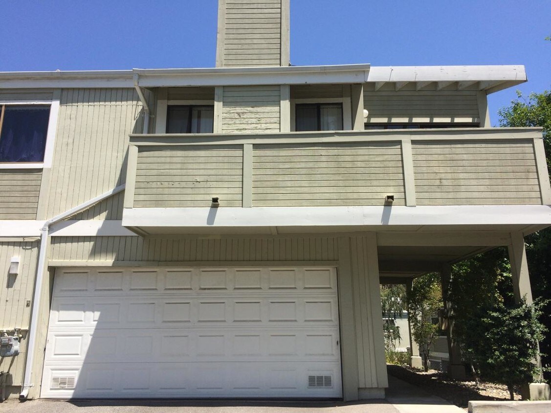 22145 Burbank Blvd, Los Angeles, CA 91367 Townhouse for Rent in Los