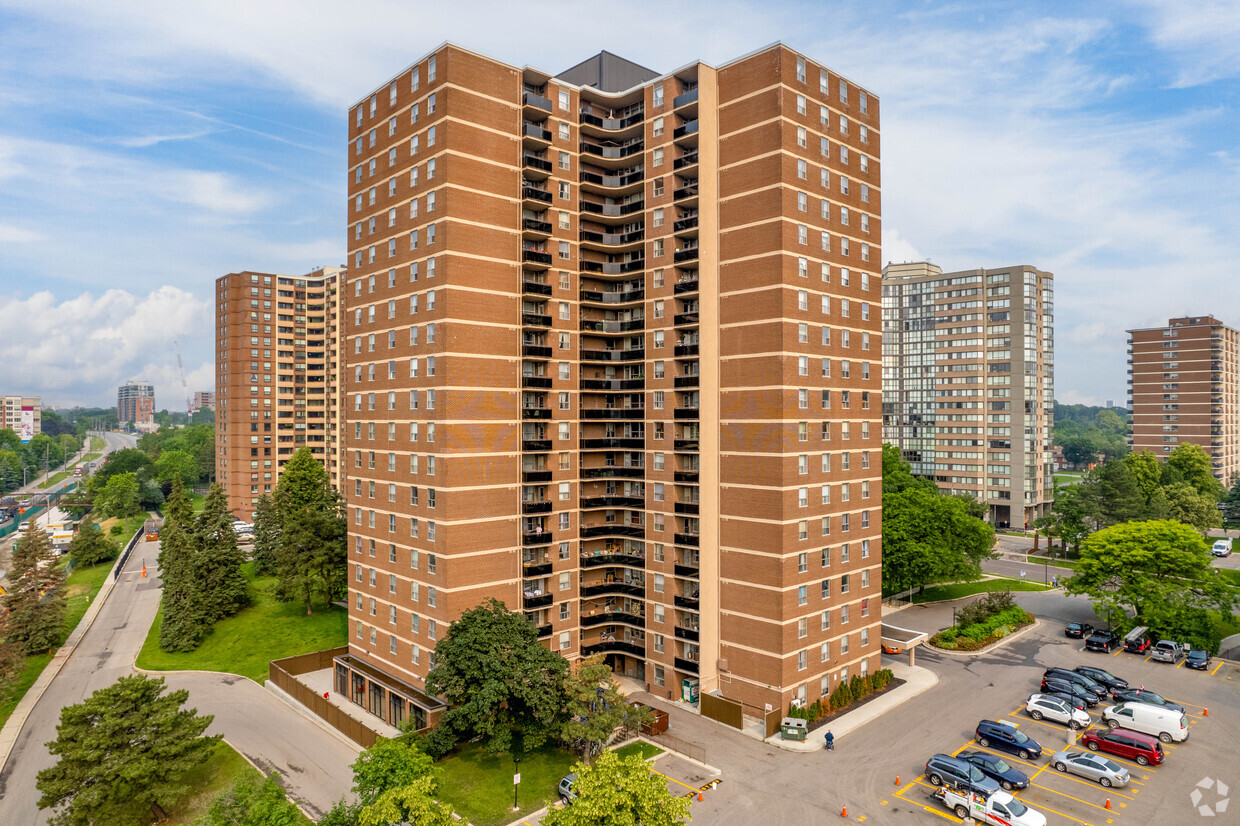Primary Photo - Richview Gardens