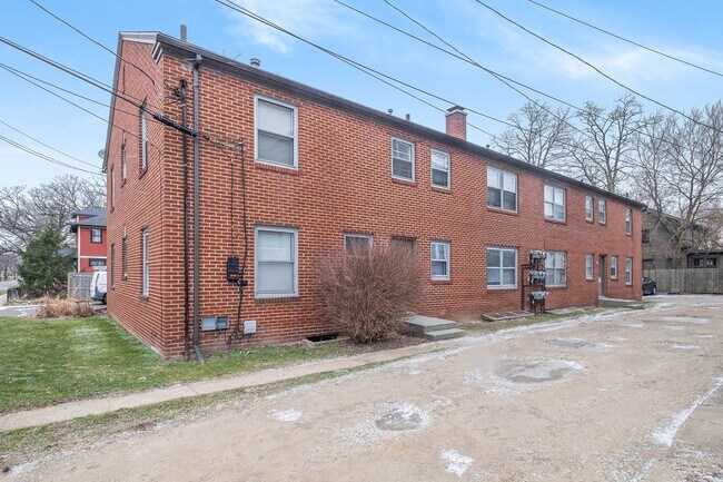 Foto del edificio - 1117-1119 S Westnedge Ave