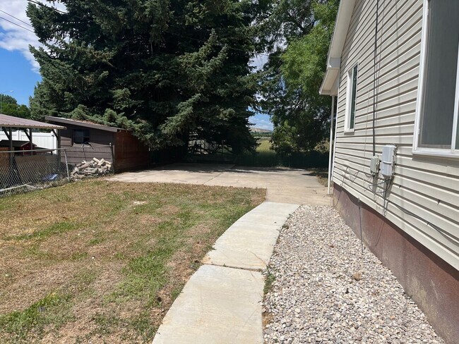 Foto del edificio - 43 N 1500 W