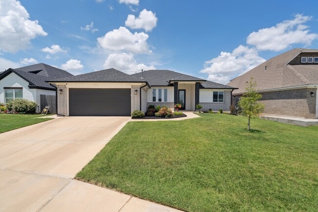 Building Photo - 15908 Buffalo Dr