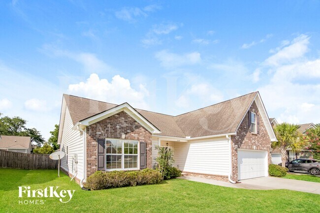 Foto del edificio - 7648 Fayetteville Rd