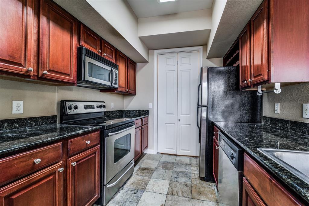 Primary Photo - 7575 Kirby Dr