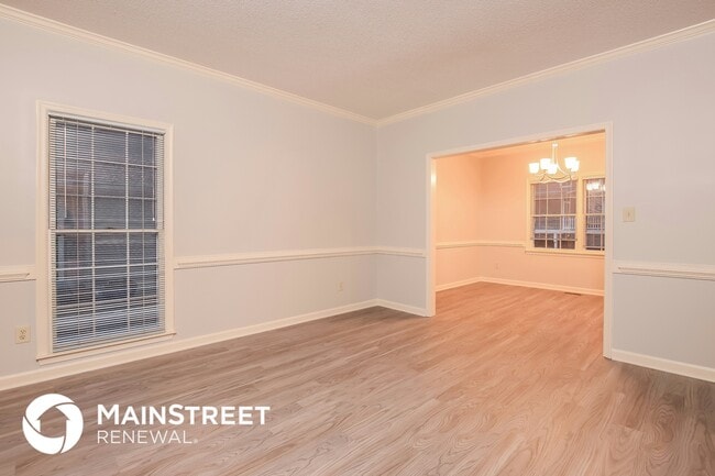 Foto del edificio - 2912 Hiking Trail