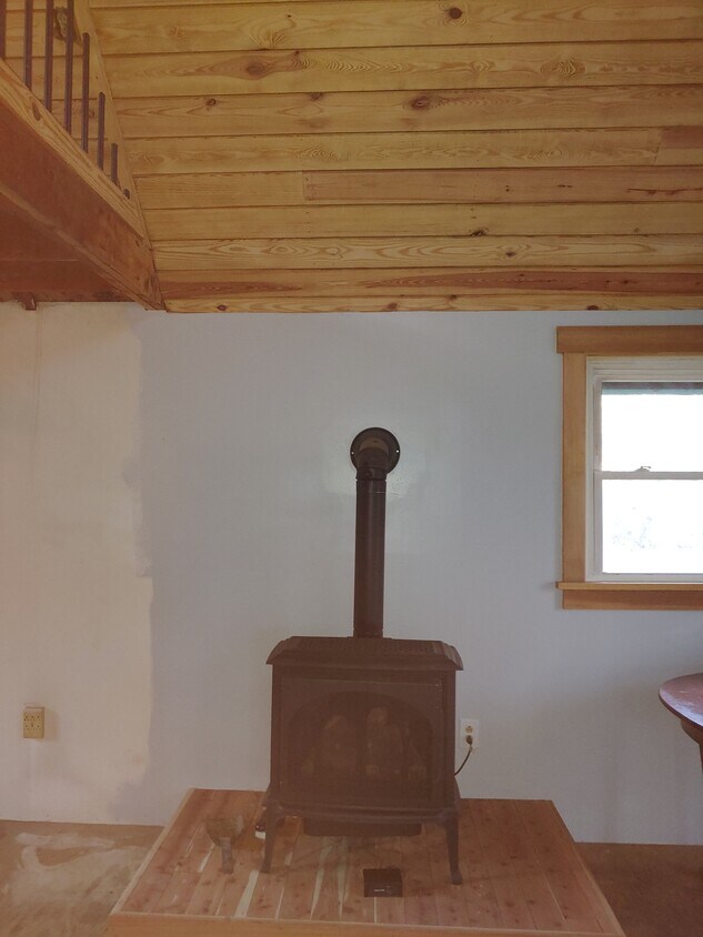 495 Entry Run Rd, Stanardsville, VA 22973 House Rental in Stanardsville, VA