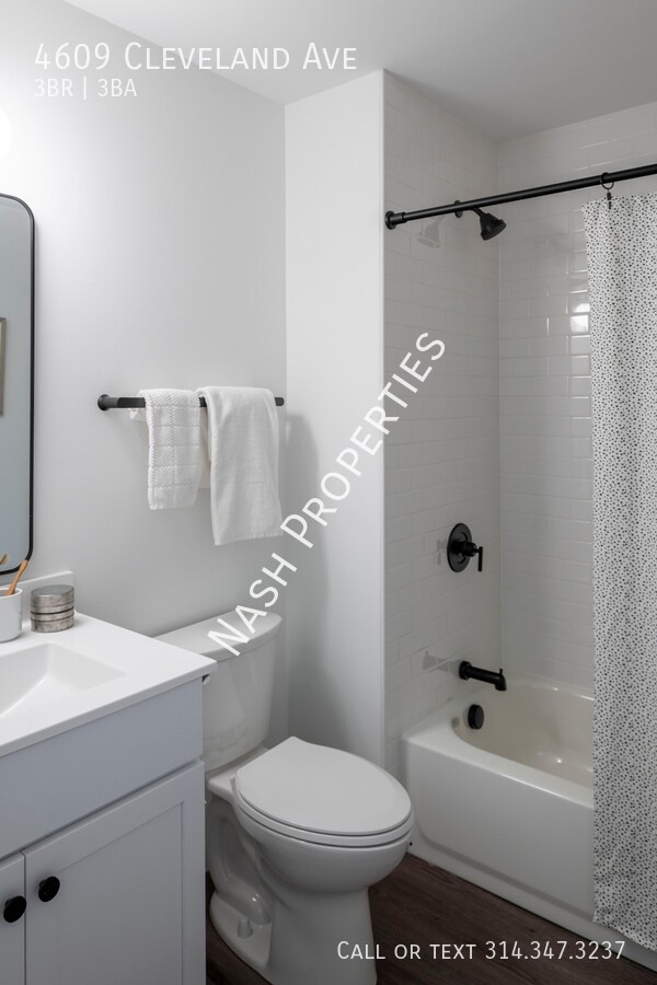 Building Photo - $2100 - 3 Bed / 2.5 Bath apartment in the ...