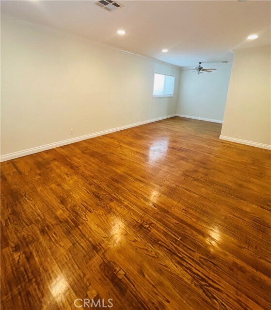 Foto del edificio - 6719 Atoll Ave