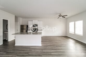 Building Photo - 40 Peach Pl