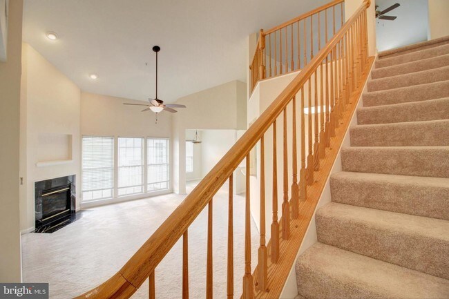 Building Photo - 6220 Glen Valley Terrace