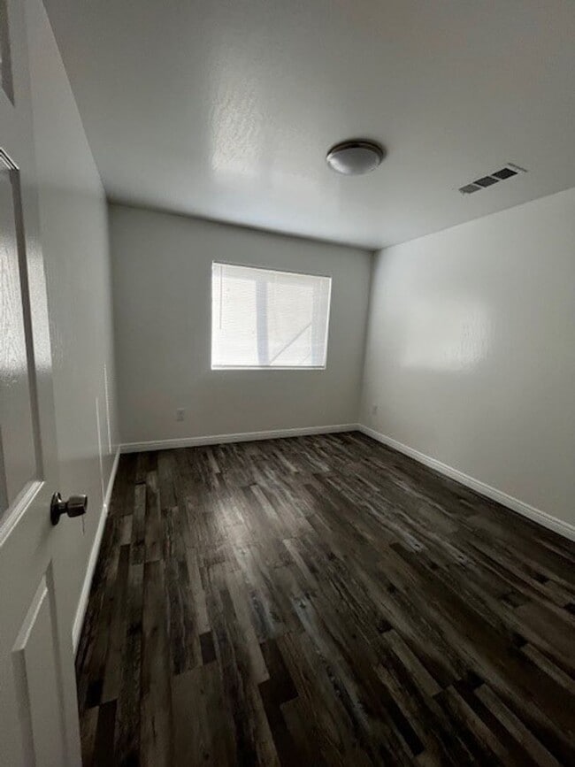 Building Photo - Monterey St (93305)