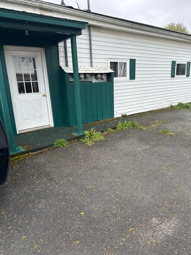 Entrance - 2509 Carter Rd