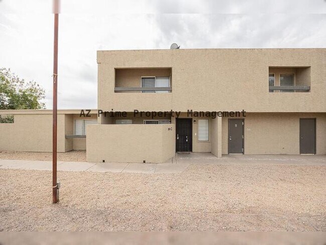 Photo - 2674 N 43rd Ave Townhome