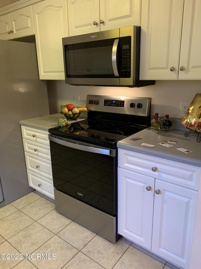 Building Photo - 1190 Longleaf Dr NW