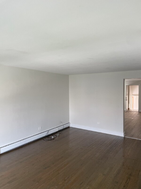 Foto del edificio - 3720 Ridgeland Ave