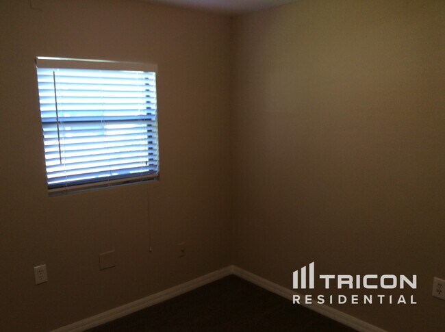 Foto del edificio - 14931 Pine Crest Rd