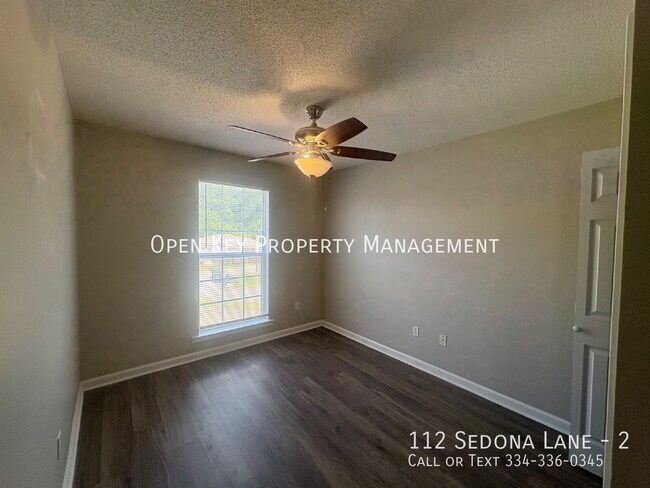 Building Photo - 112 Sedona Ln