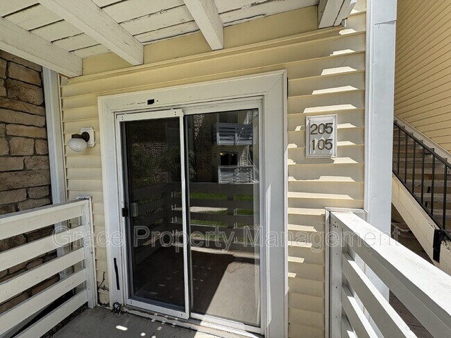 Foto del edificio - 8555 E Fairmount Dr